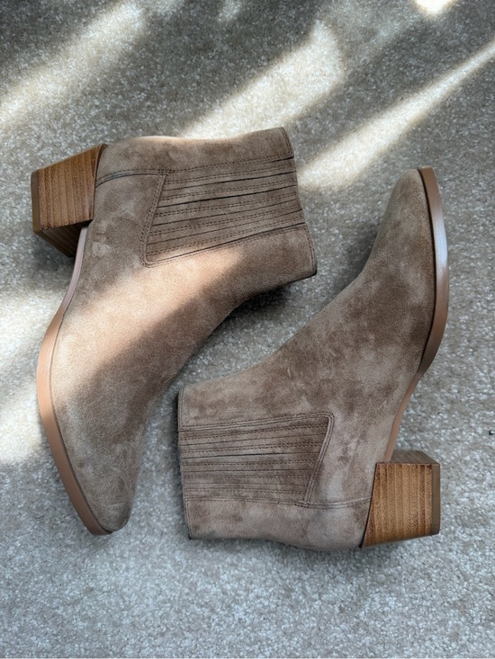 rag & bone women’s Taupe Suede Chukka Boots main image 6